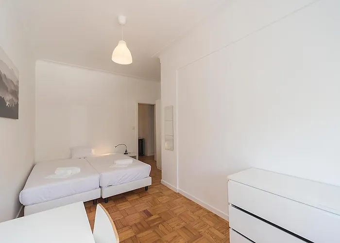 Houze Four Bedroom Near Zoo * Lisboa